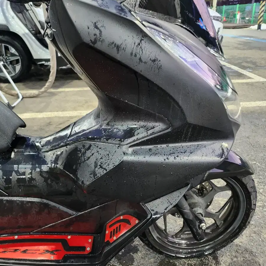 혼다 PCX 125 22년식 12,@@@km 팝니다