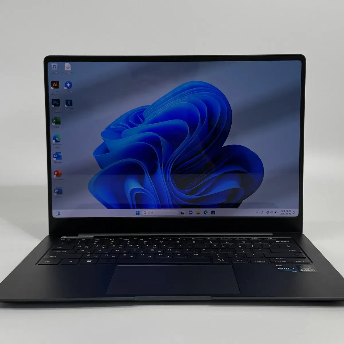 [삼성] 갤럭시북3 프로 NT940XFG i7/16GB/512GB 14"