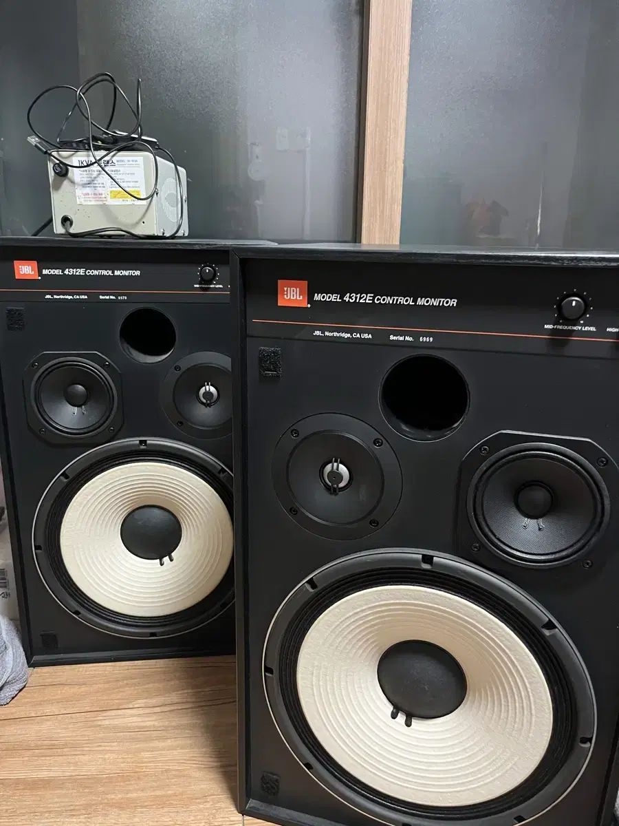 JBL 스피커 4312EBK