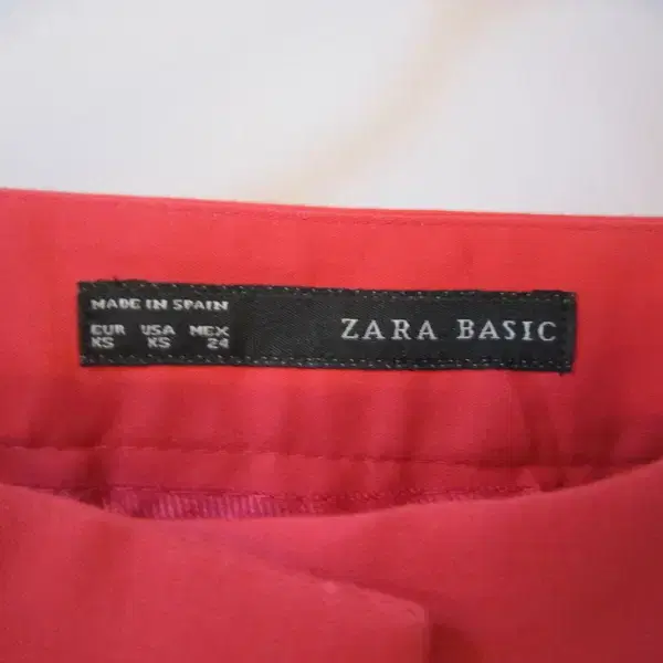 ZARA BASIC 빨강 면스판 바지 55 추천  H3t7