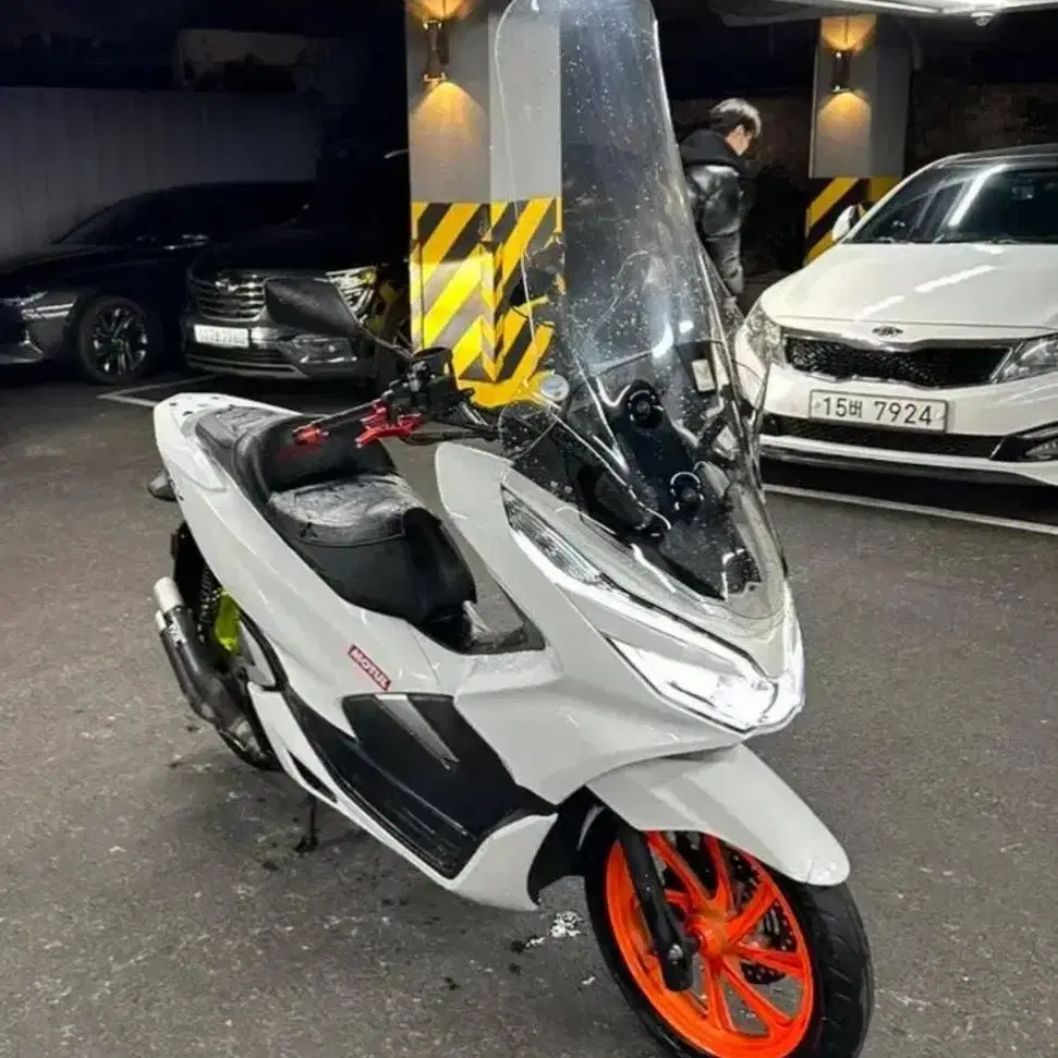 [HONDA]PCX125 20년식 익실머플러 구변완료