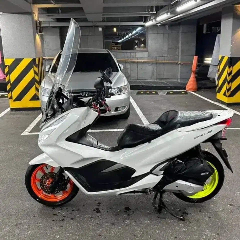 [HONDA]PCX125 20년식 익실머플러 구변완료