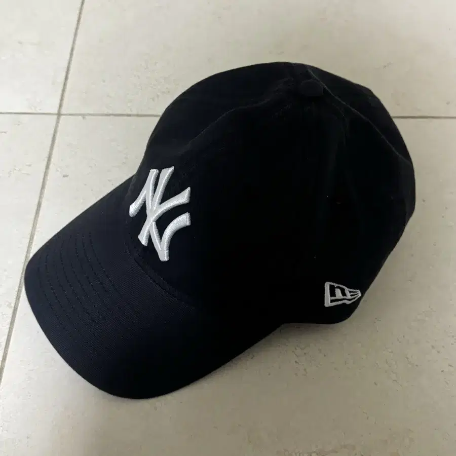 모마 뉴에라 모자 MoMA New Era Cap 뉴욕 양키즈 볼캡