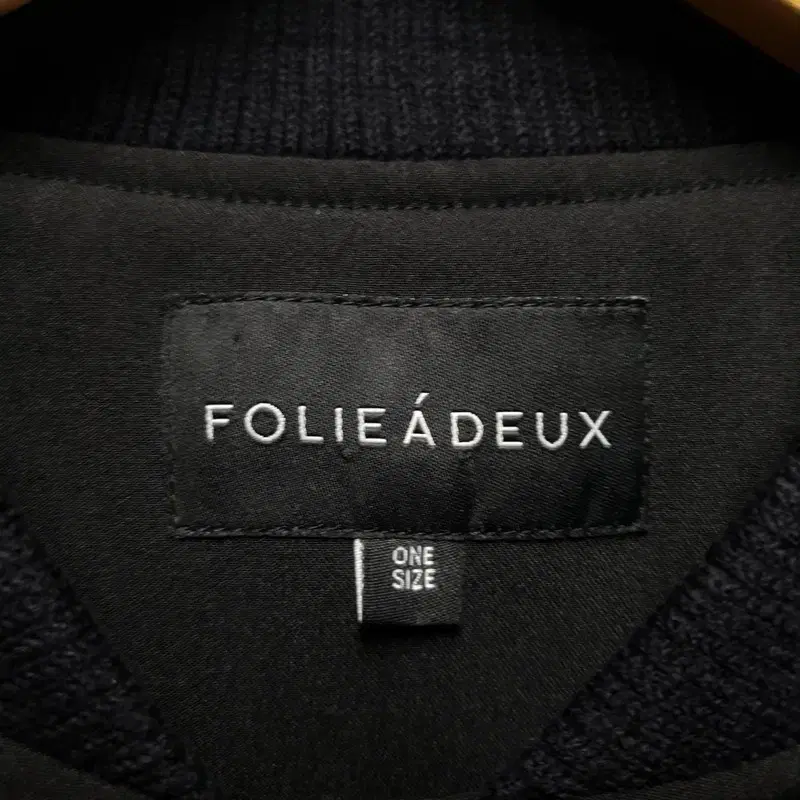 FOLIEADEUX 폴리아두 여성 자수 봄버 자켓 F