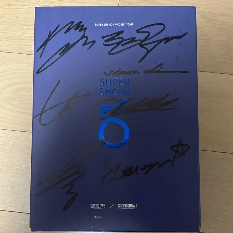 슈퍼주니어 친필싸인앨범