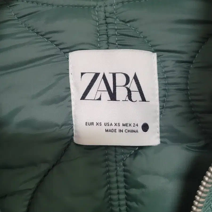 ZARA 자라 퀼팅 패딩 점퍼 자켓 XS