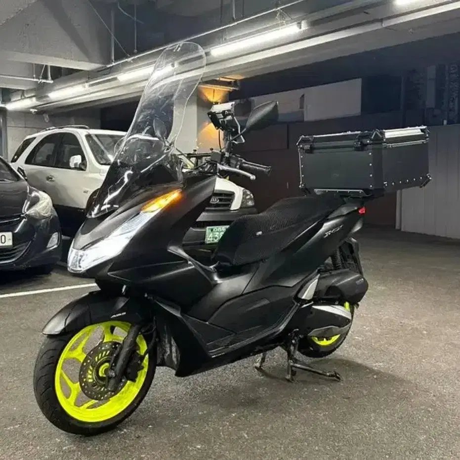 [HONDA]PCX125 ABS 22년식 알루미늄 탑박스