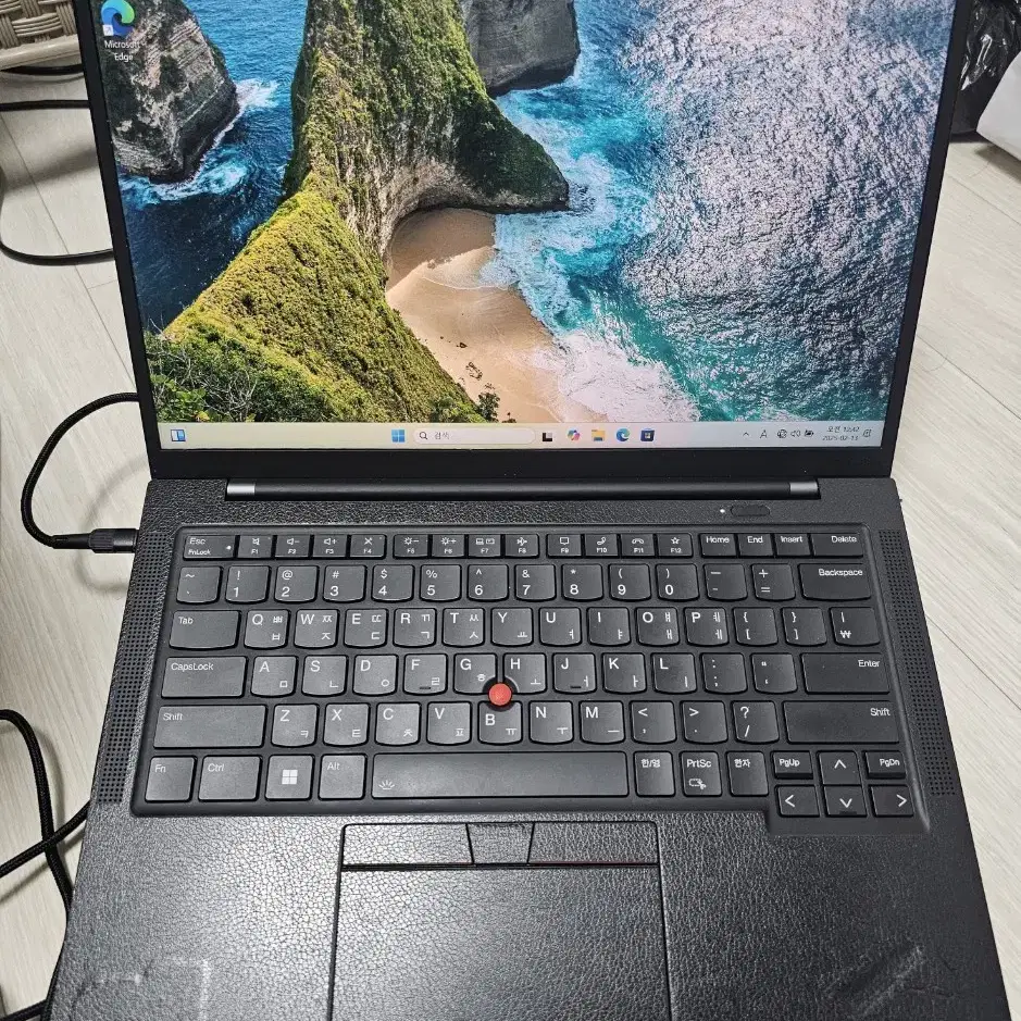 thinkpad x1 10th 16g 1t i7 1260p fhd 400