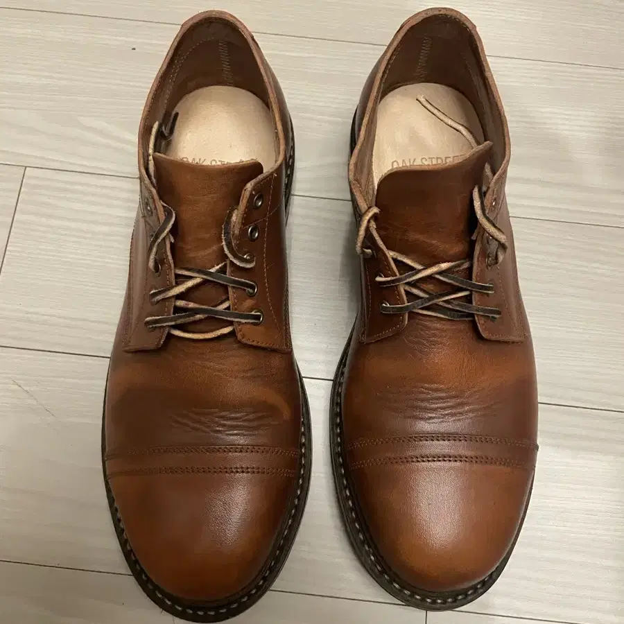 Oakstreetbootmakers - Derby