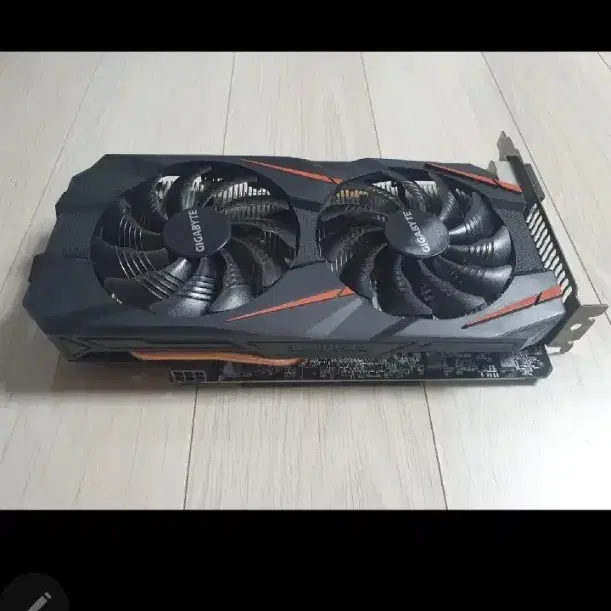 기가바이트 GTX 1060 3g 그래픽카드