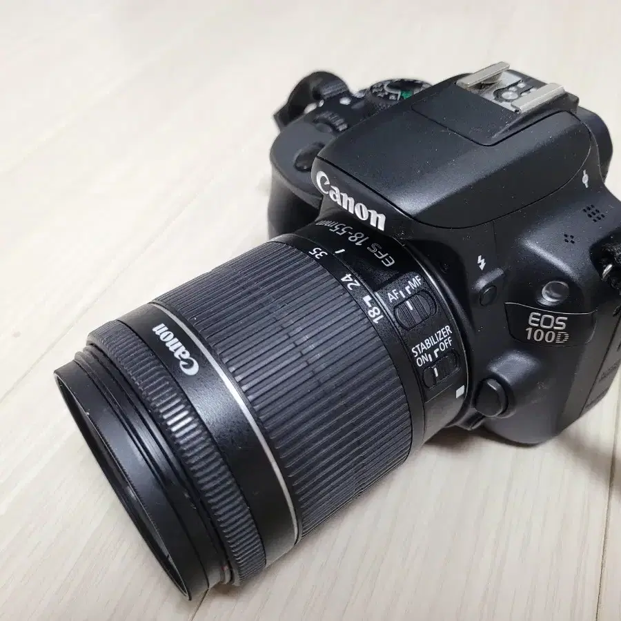 캐논 DSLR 카메라 EOS 100D 와 18-55 STM 렌즈 세트