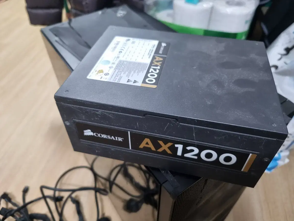 DLX21케이스 + 커세어 AX1200W GOLD 파워 일괄팝니다.