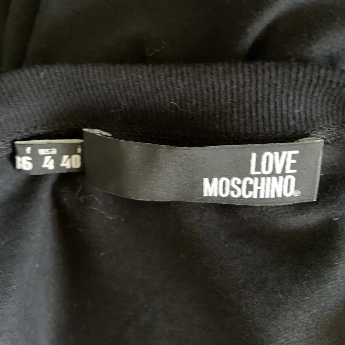 love 모스키노 moschino 티셔츠