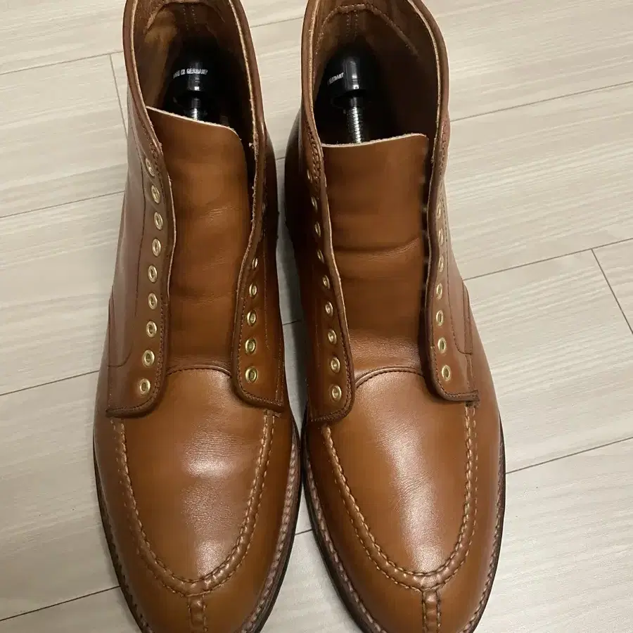 alden Burnished tan NST Tanker handsewn