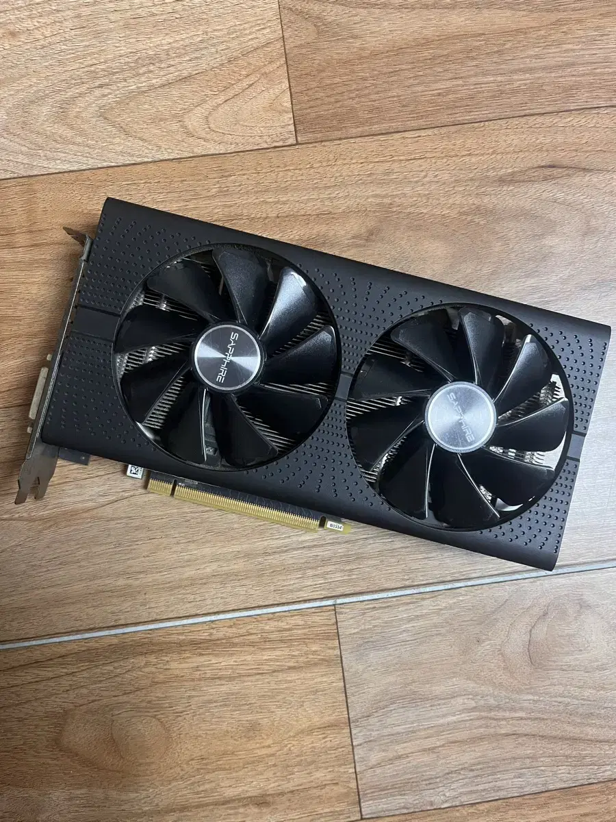 사파이어 라데온 RX580 8GB