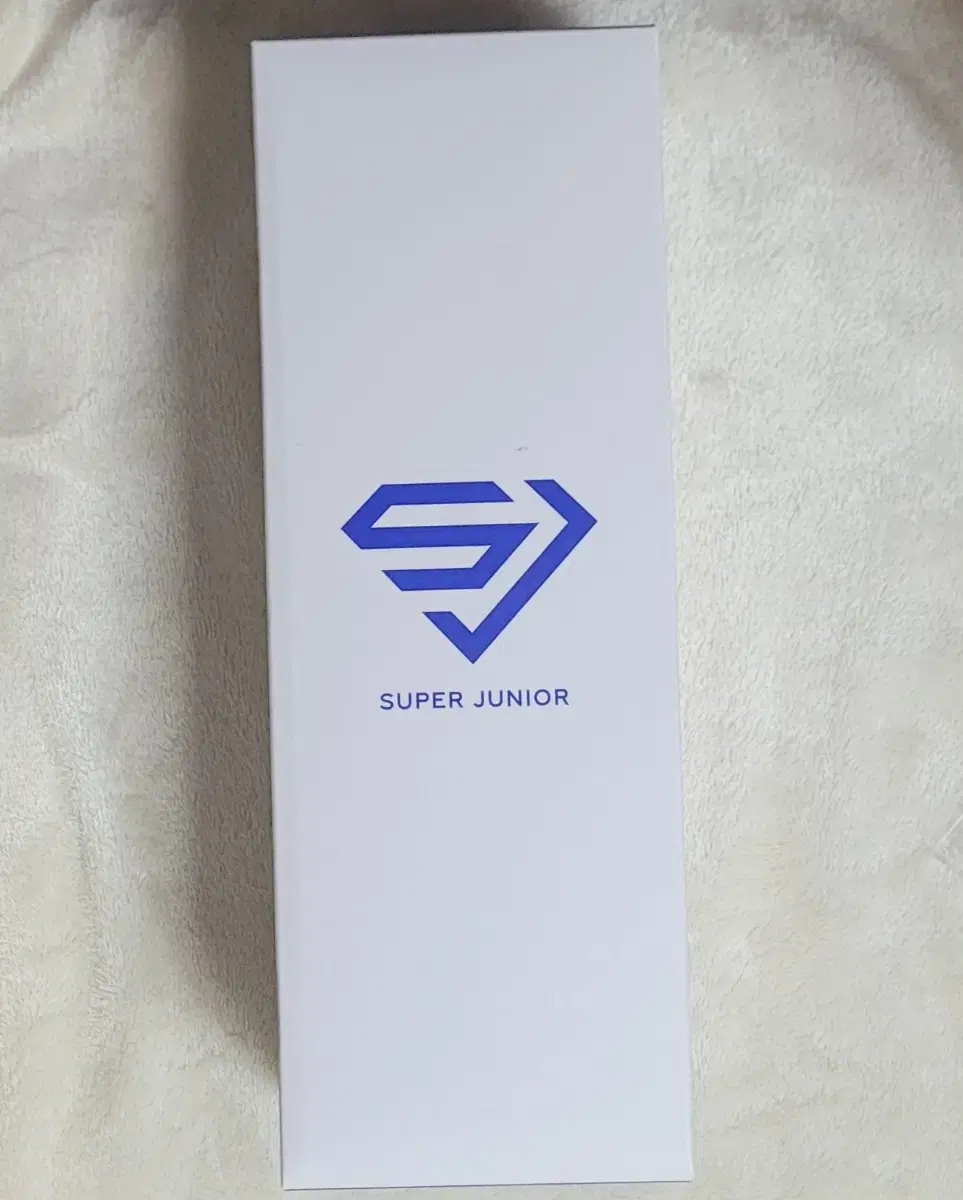 슈퍼주니어 응원봉 팝니다 슈봉 양도합니다 건전지포함 반택포