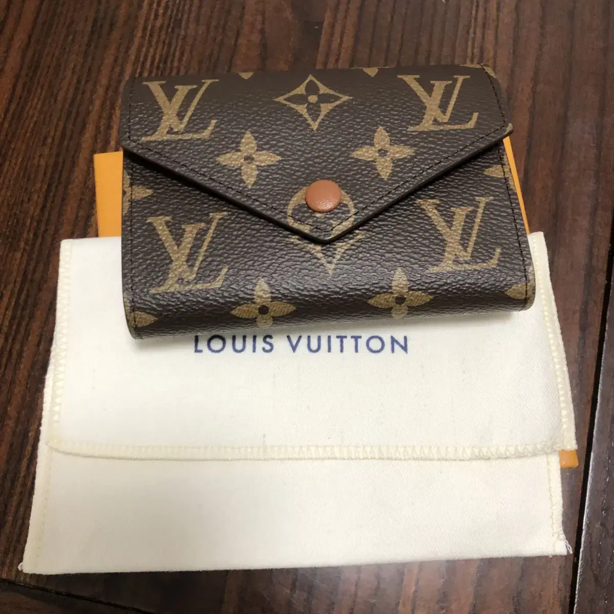 LOUIS VUITTON 루이비통 여성 브라운 지갑