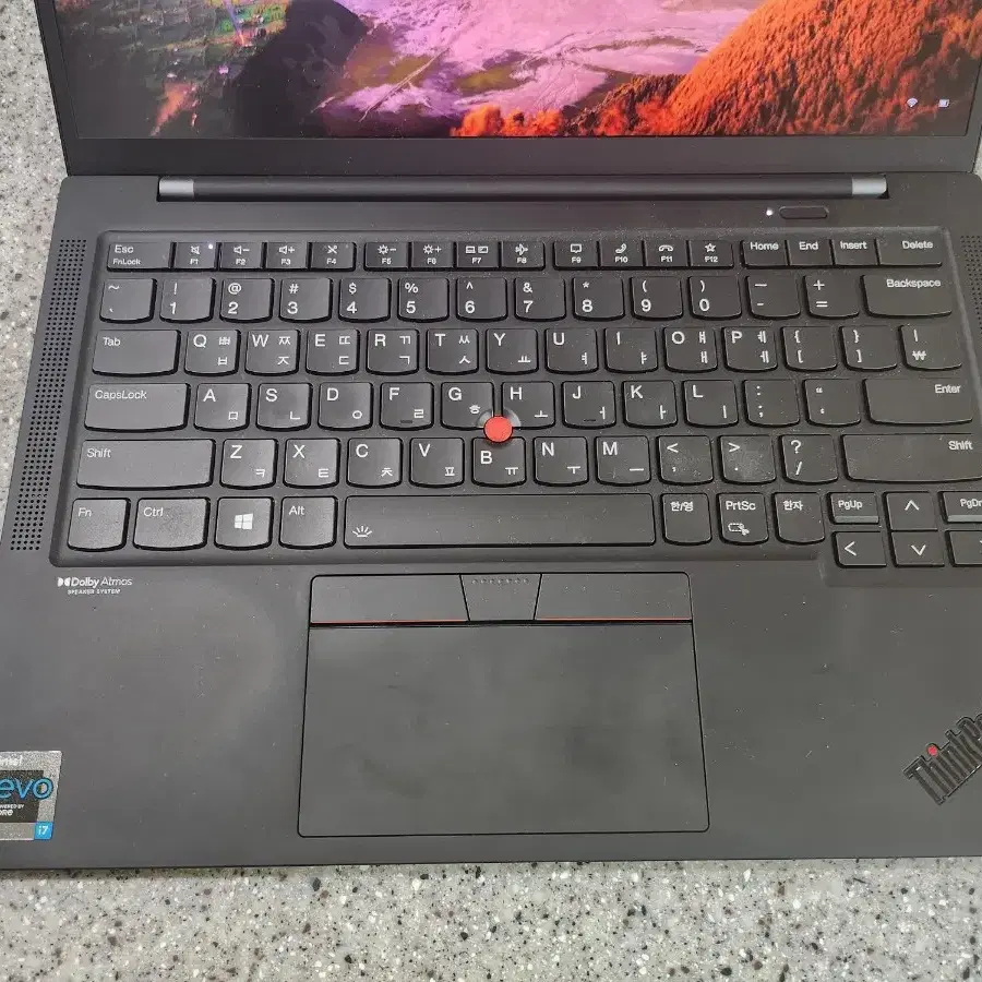 ThinkPad X1 Carbon Gen9