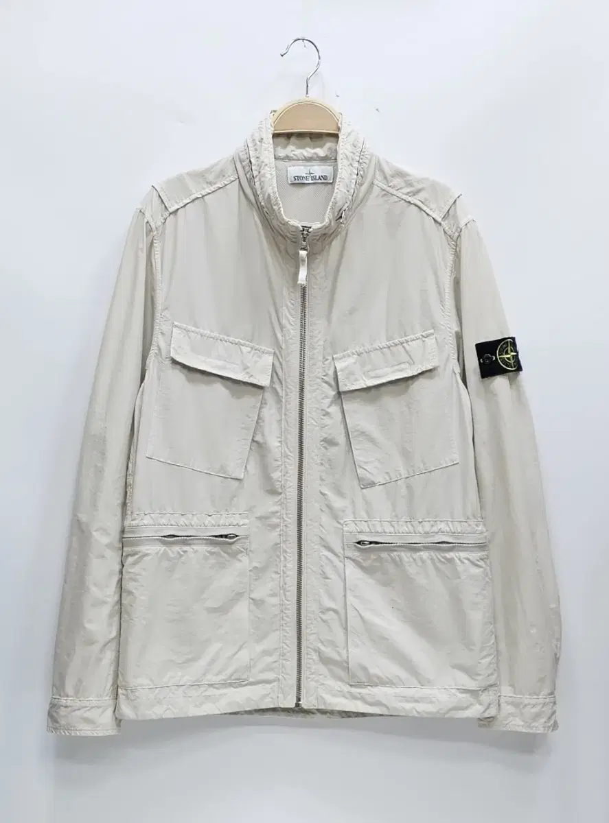 STONE ISLAND 스톤아일랜드 후드 바람막이 자켓 / 남 L