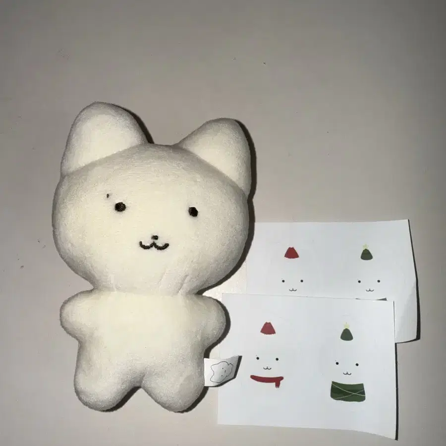 더보이즈 주연 10cm 인형 쮸부냥