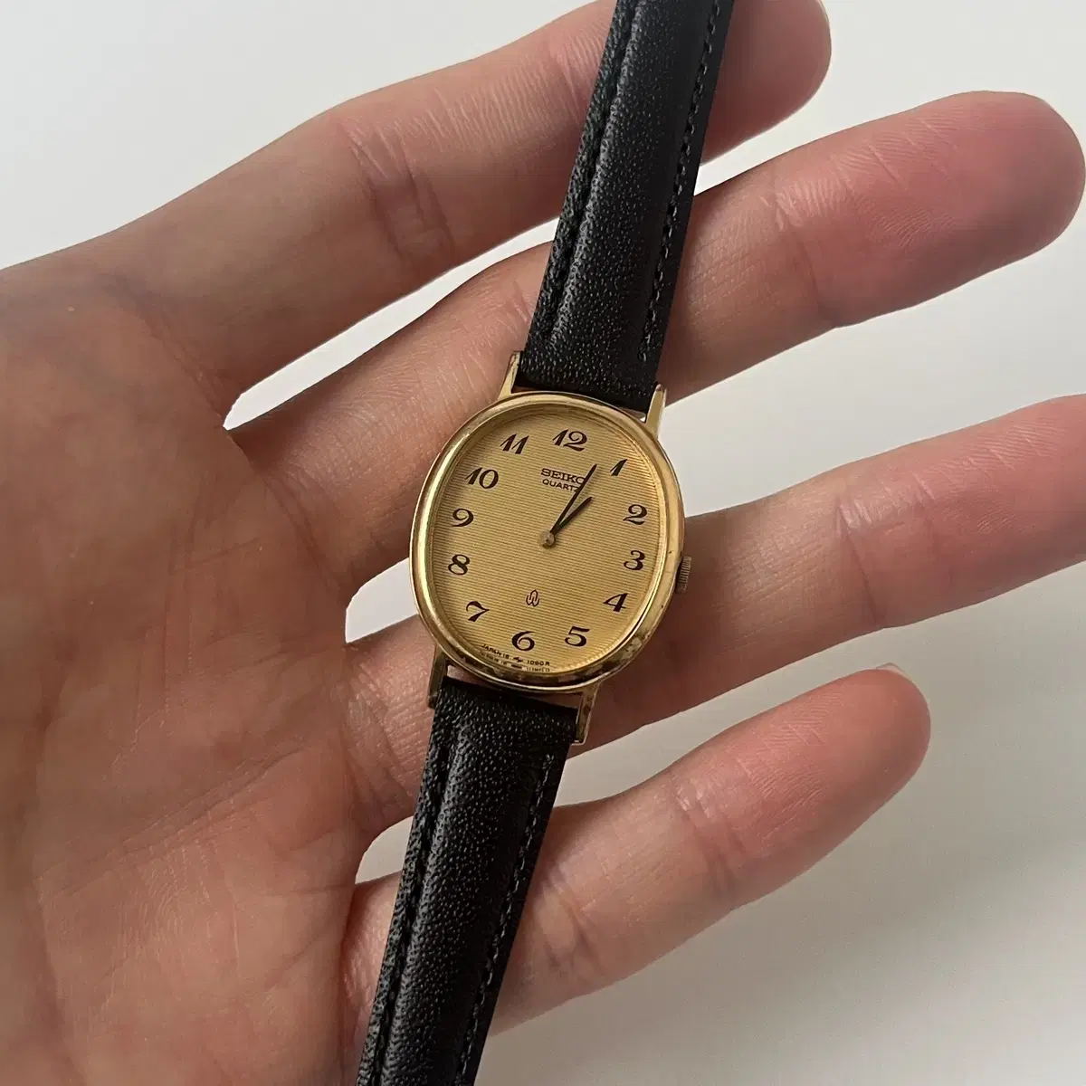 세이코 -70s arabic index gold ladies quartz