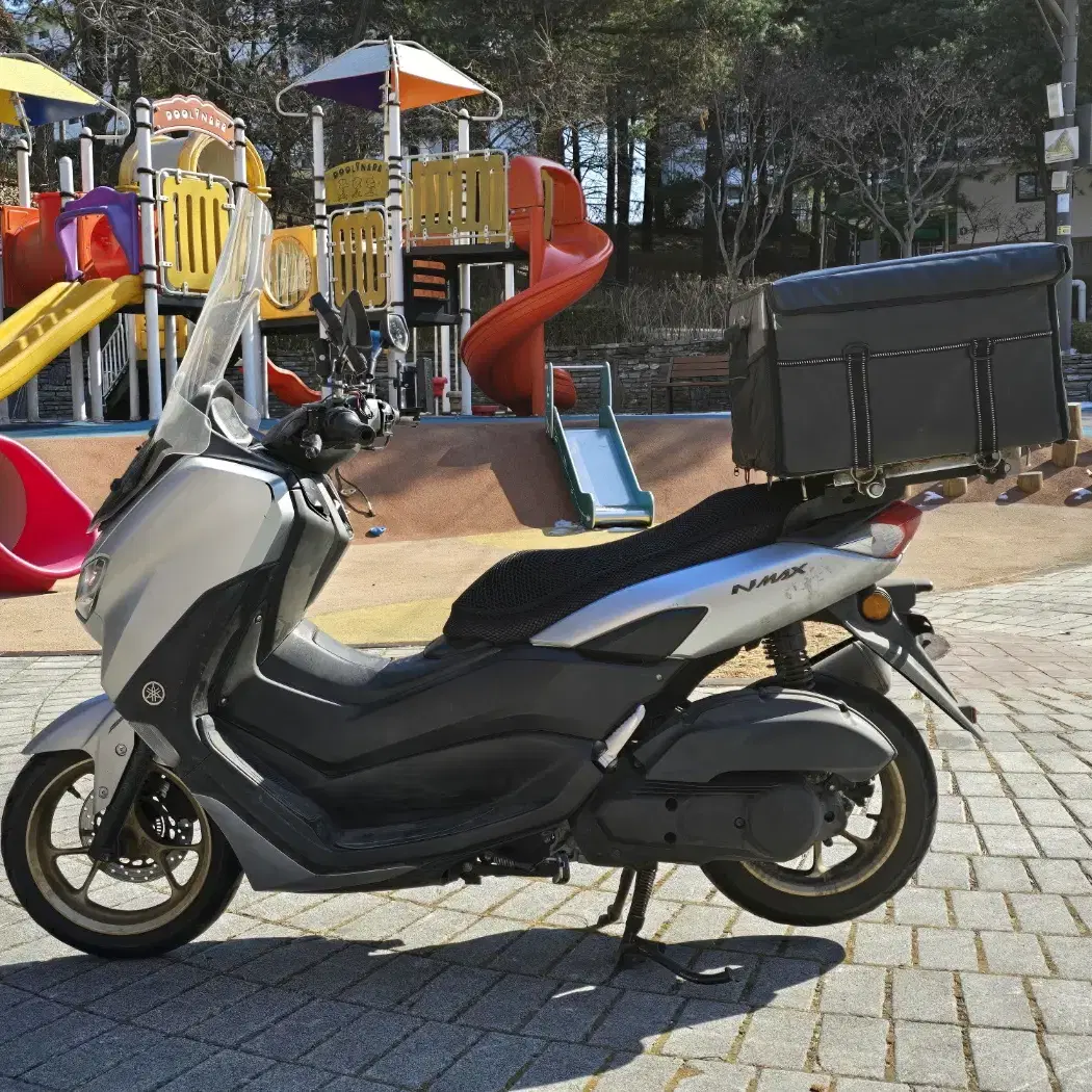 21년식 NMAX125 ABS 배달세팅 팝니다