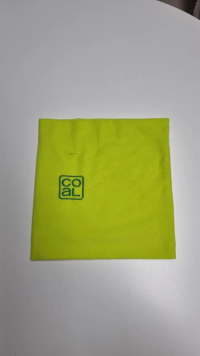 Ski resort board neck warmer