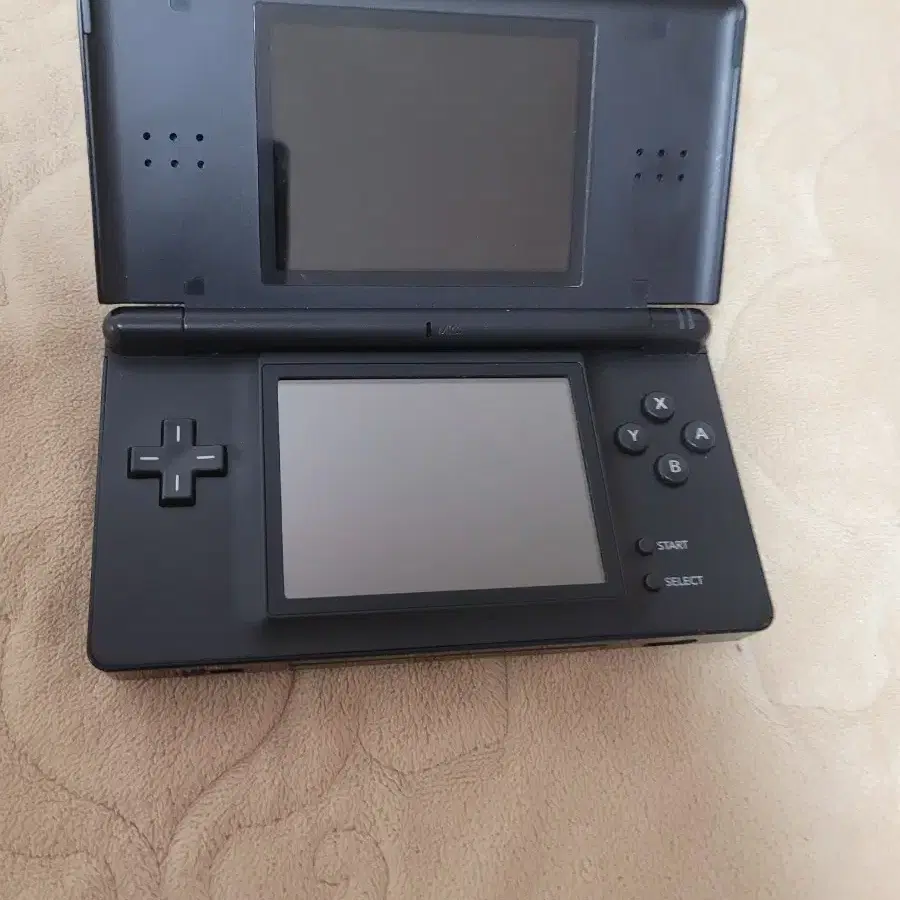 닌텐도 ds lite 블랙 + 충전기