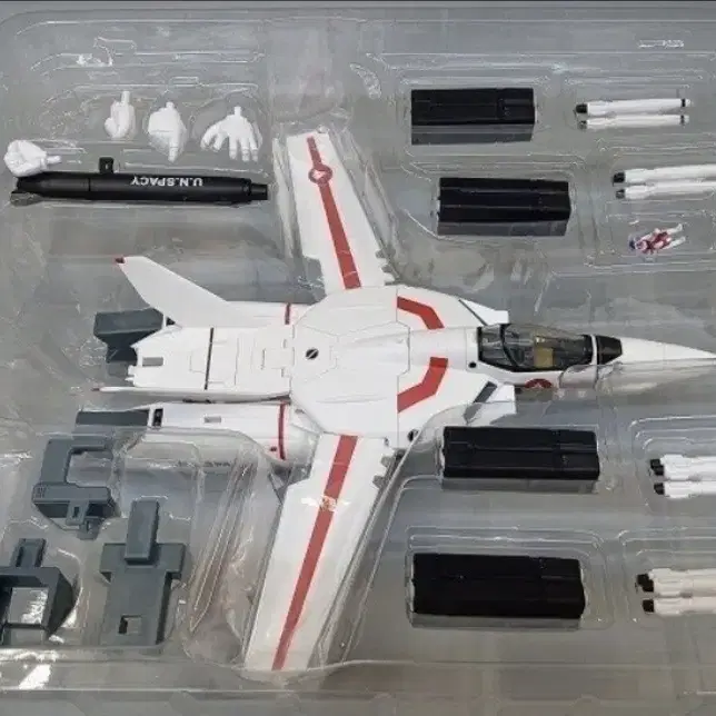 야마토 마크로스 VF-1J 아머트파츠 세트 팝니다