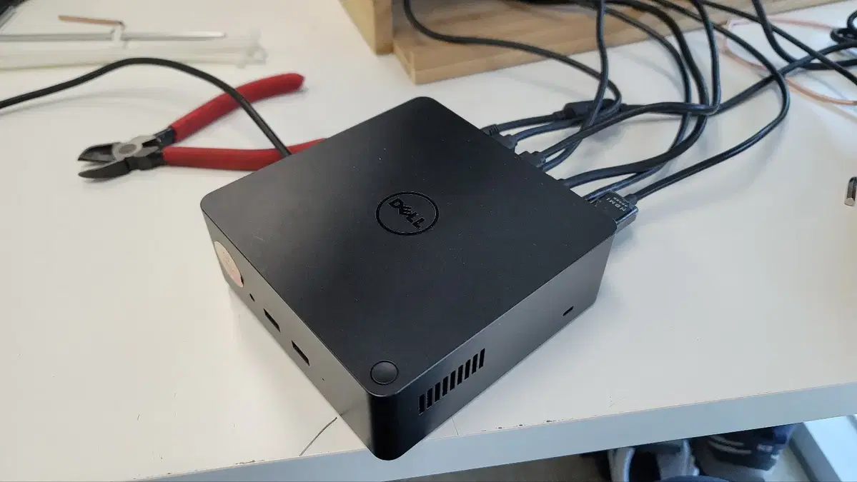 DELL(델 TB16 썬더볼트3 독 노트북도킹스테이션) 240W