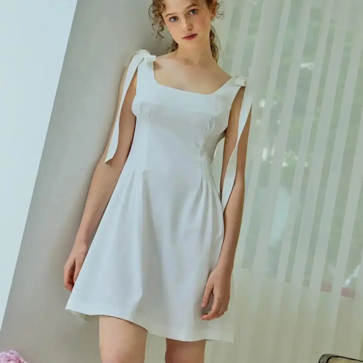 이바나 헬싱키 Flash Ribbon Layered Mini Dress