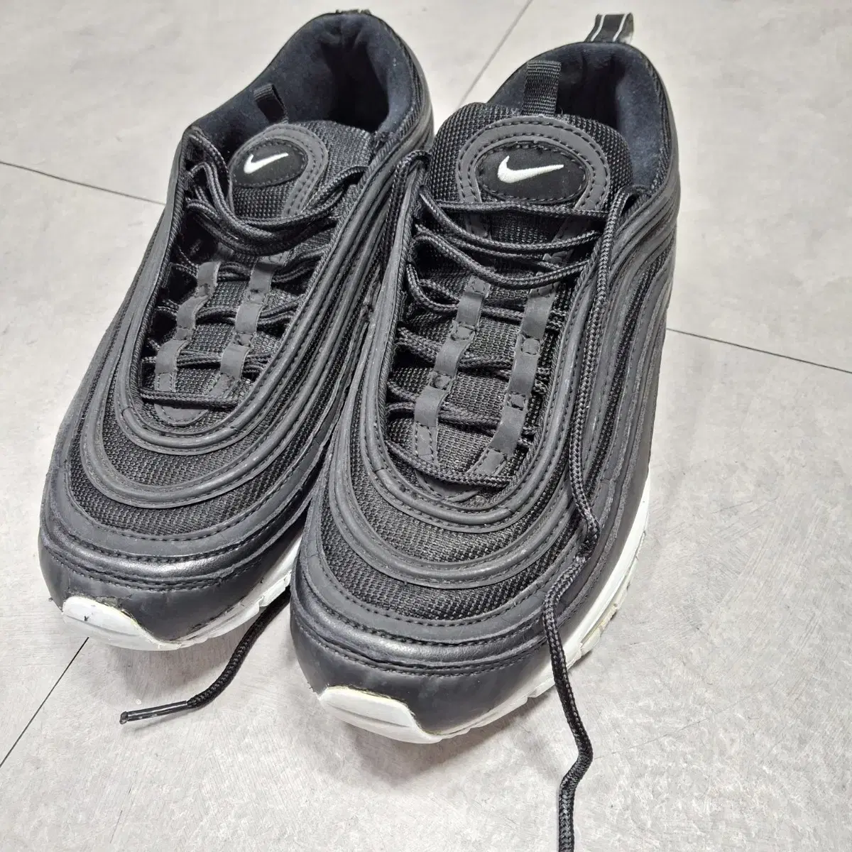 Nike Air Max 97 Black and White 260