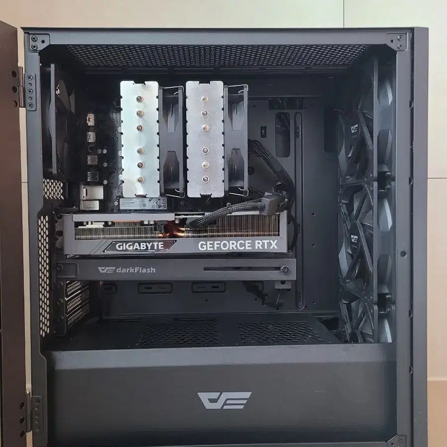 라이젠7800x3d / 4070ti 게이밍컴