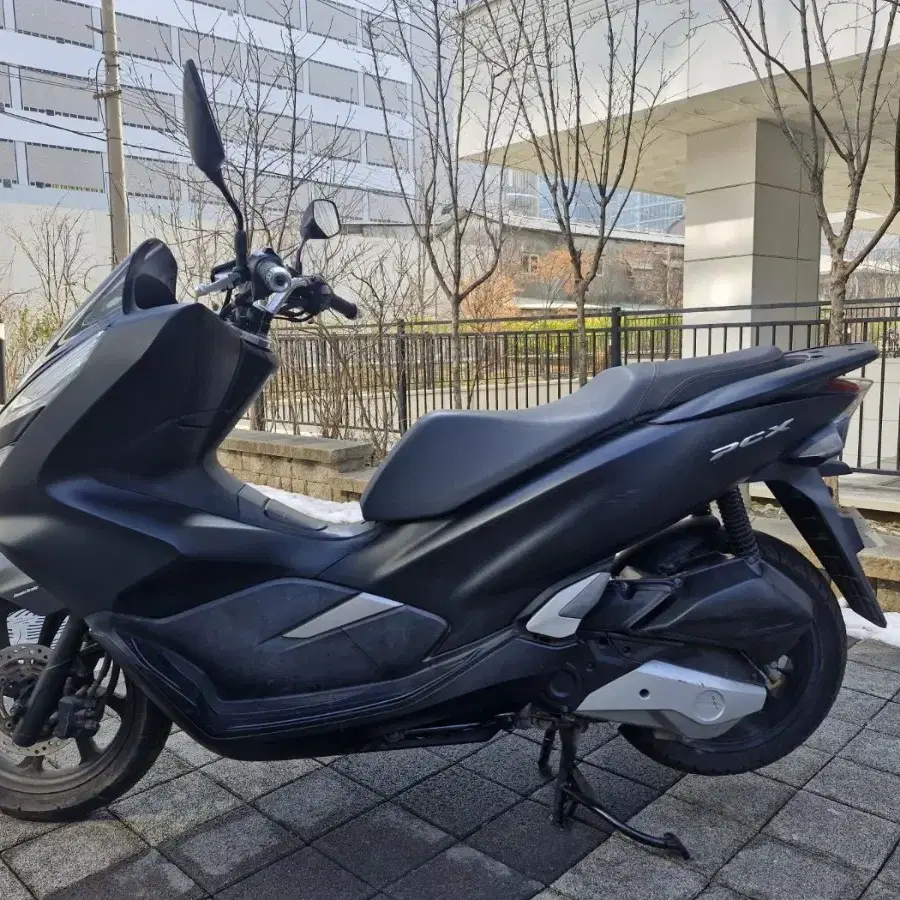 DB-081/ 혼다 / PCX /19년식/ 3.6만km /중고 오토바이