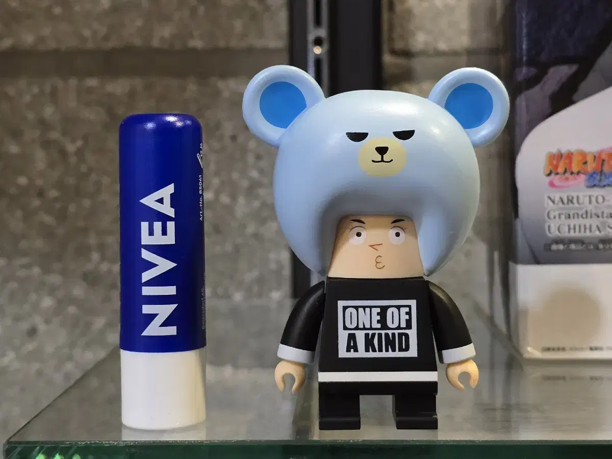 G-Dragon G-D-R-O-N-G One of a Kind One of a Kind Kun Toy Figure