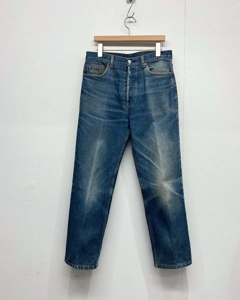 90s USA Levis 501