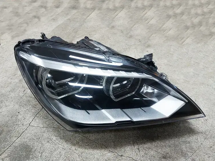 BMW 6시리즈 F06 F12 LED 조수석 헤드라이트 앗세이 중고부품