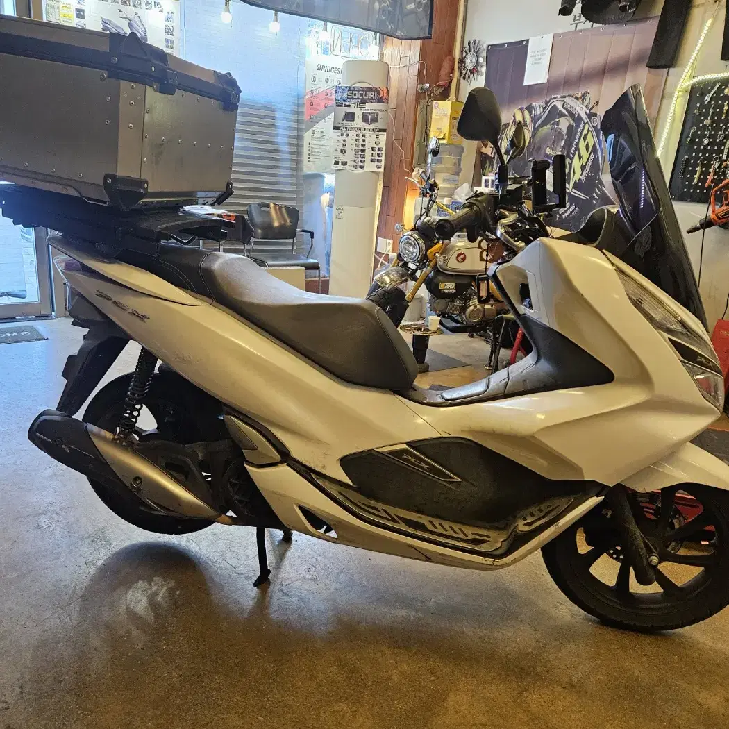 pcx125 20년식 25100km대