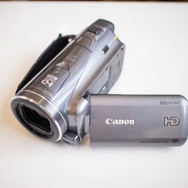 Canon Ivis HF M41