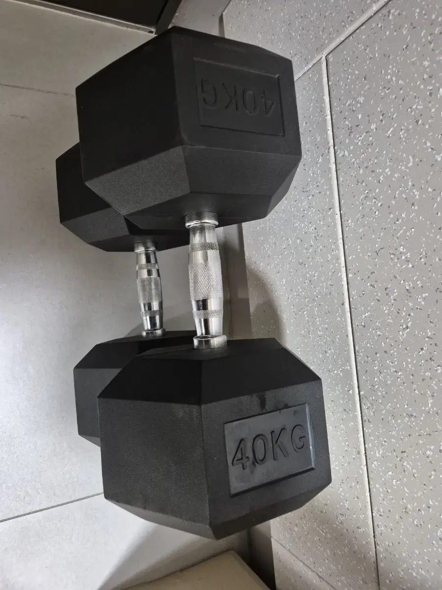 덤벨 40Kg 20만에 팝니다