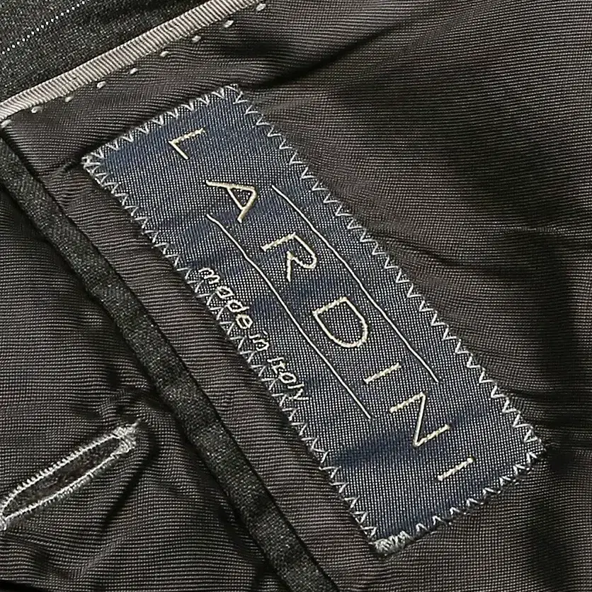 라르디니 [Lardini] 로로피아나 스트라이프 그레이 블레이저 자켓