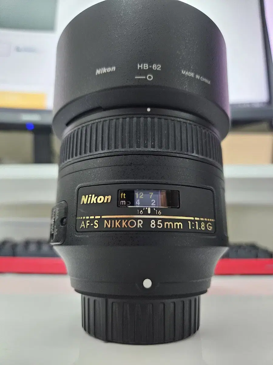 니콘 AF-S NIKKOR 85mm 1:1.8G 렌즈 팝니다