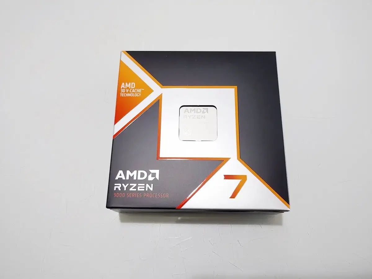 AMD 라이젠 9800X3D 정품 미개봉 판매합니다