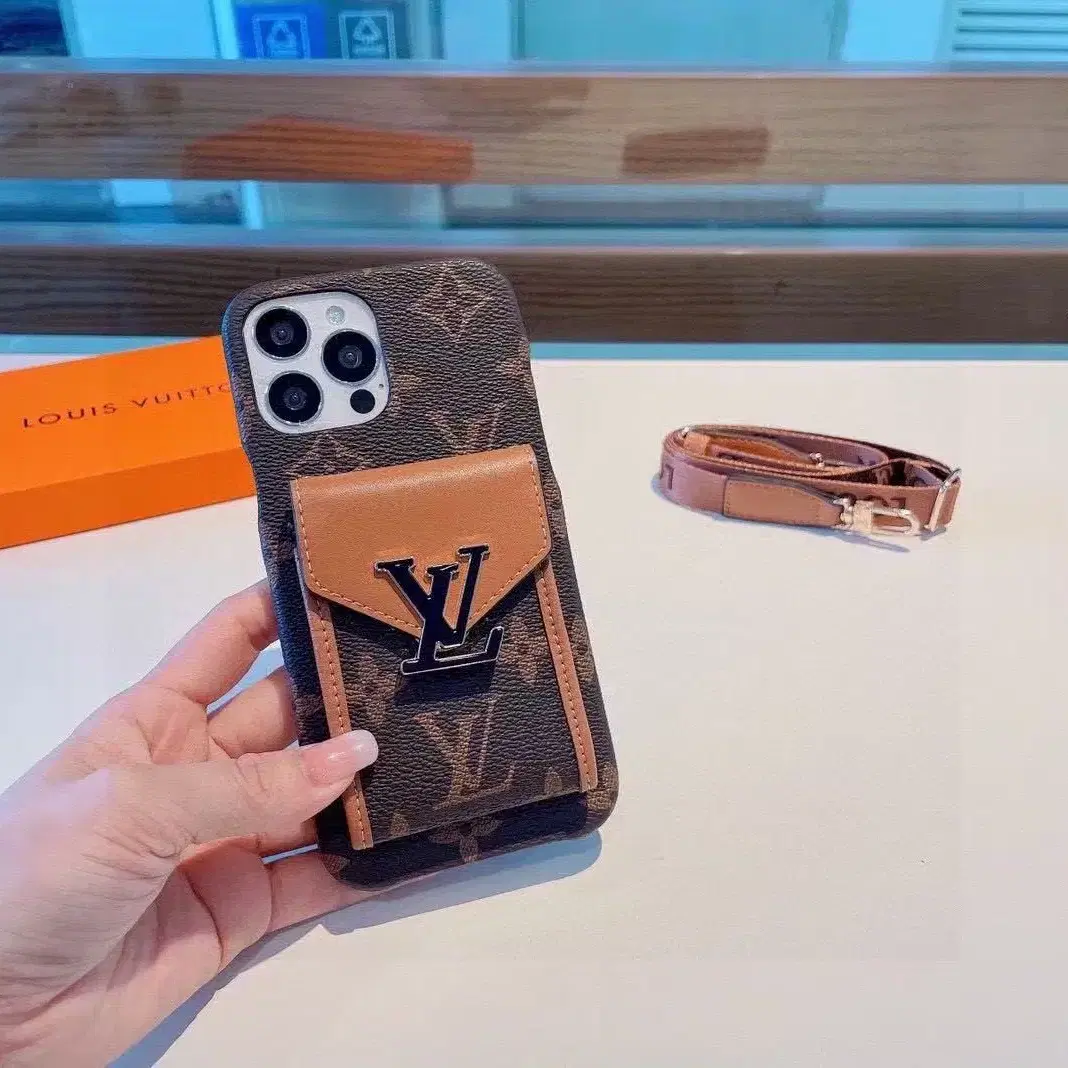 LOUIS VUITTON iphone 13-15pro max휴대폰 케이스