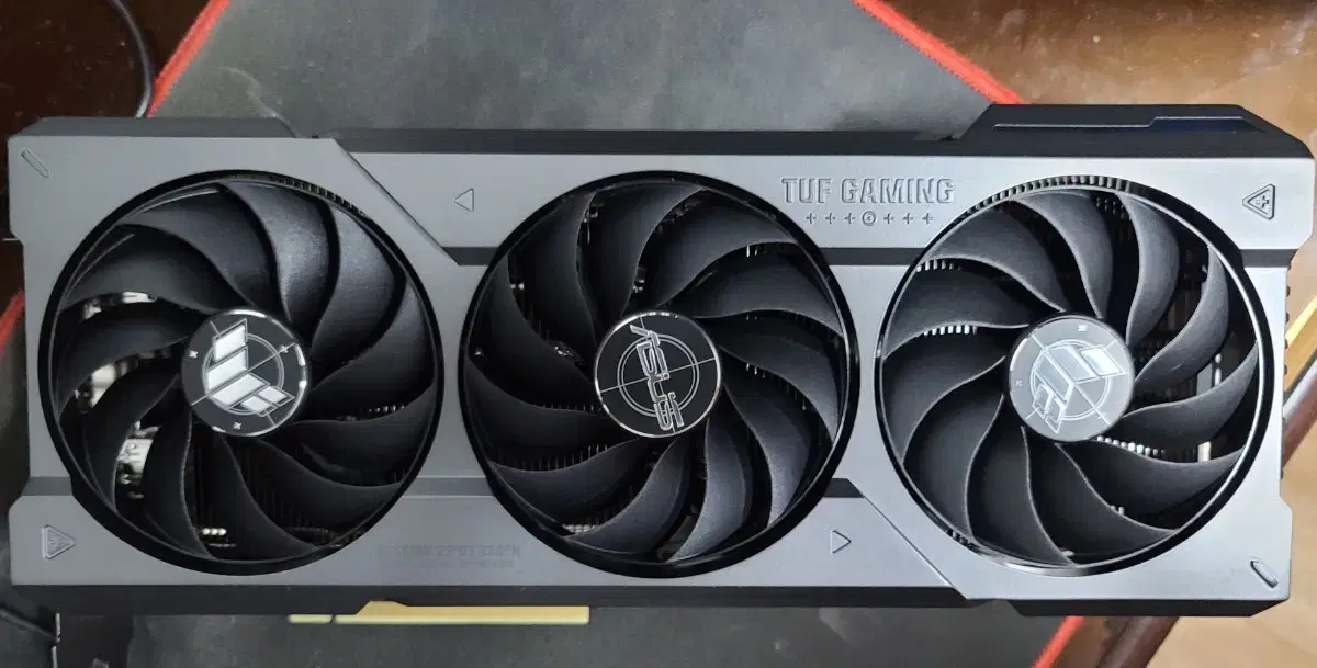 asus 4070ti super tuf