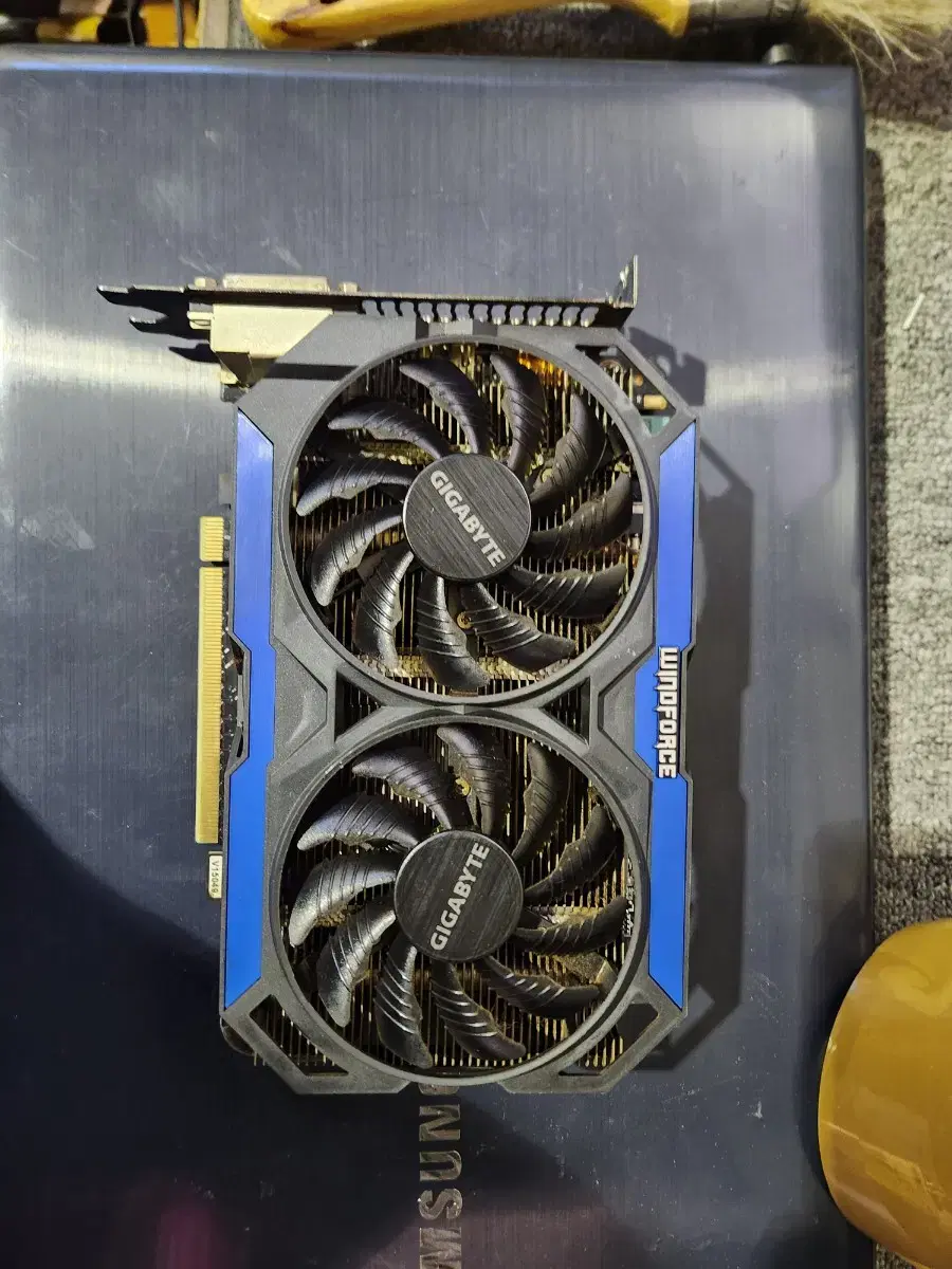 그래픽<761>gtx960 2g 기가바이트