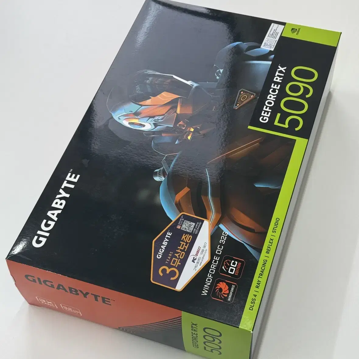 GIGABYTE RTX 5090 WINDFORCE OC D7 32GB