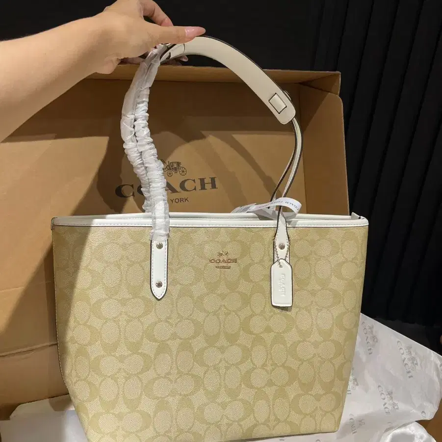 저가의 코치(COACH) City Zip Tote 30 대형