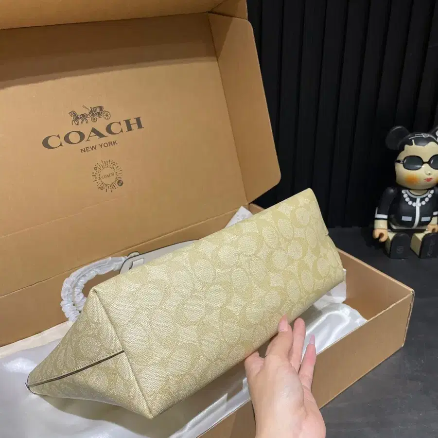 저가의 코치(COACH) City Zip Tote 30 대형