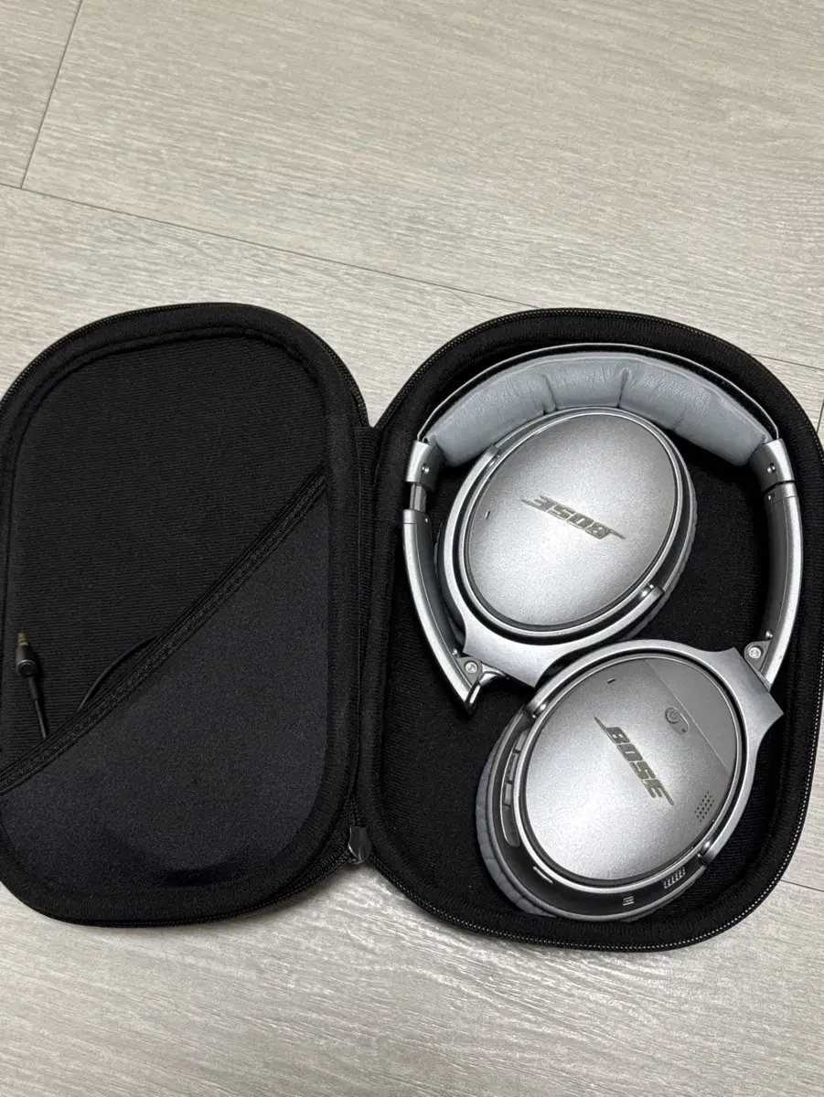 보스 qc35 실버 판매합니다